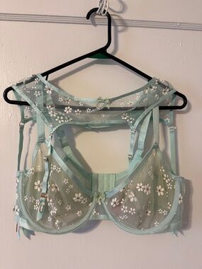 Savage X Fenty Bra and Garter Set